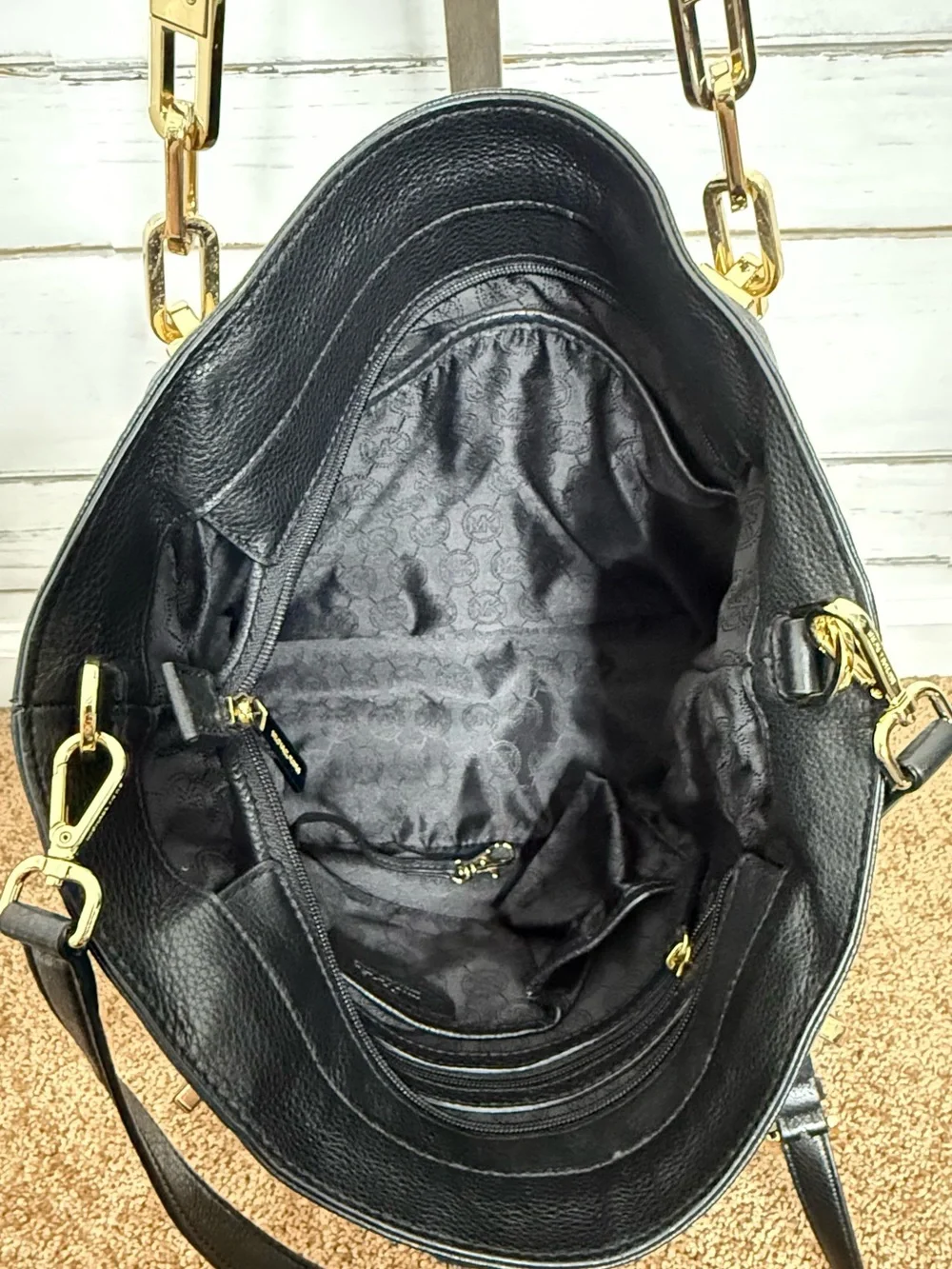 Michael Kors Black Pebbled Leather Bag - Picture 12 of 13